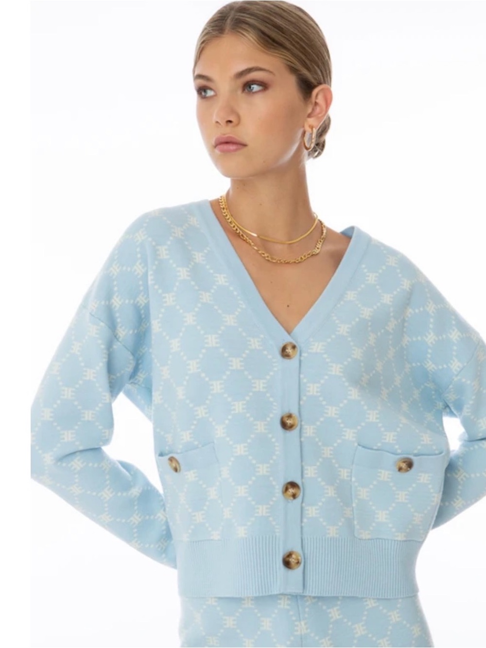 Ellandemm Light Blue V-Neck Button Cardigan Sweater